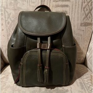 Dooney & Bourke B6864716  Unisex Large Green Pebbled All Weather Backpack Dooney & Bourke Pebble Collection Emerald Green Leather  main image 4